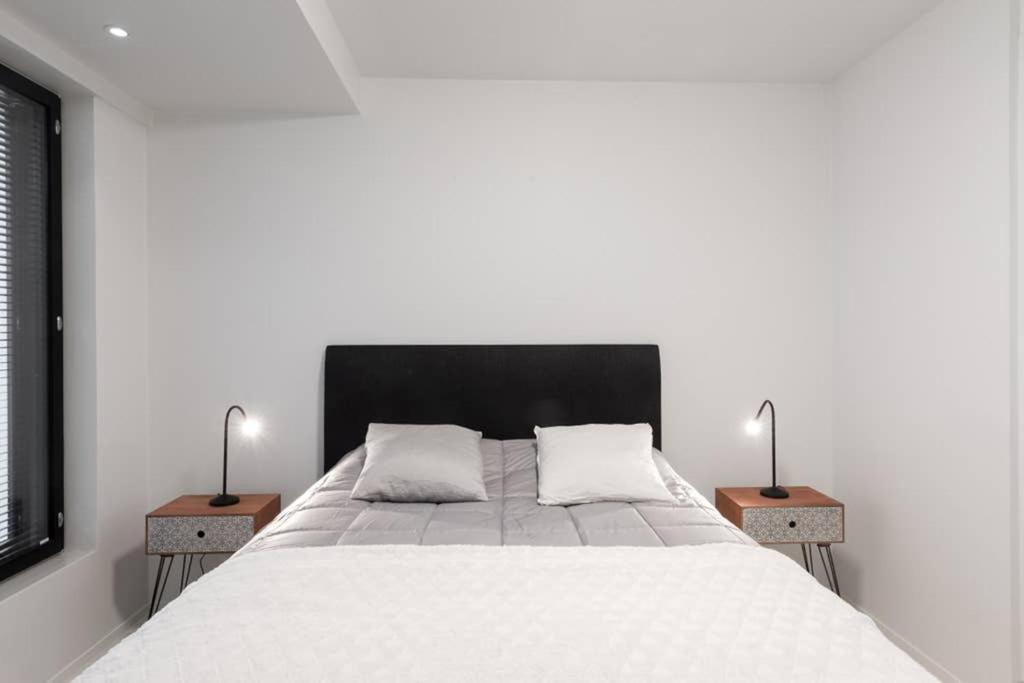 Sleek And Spacious 3 Bedroom Apartment In City Centre Helsinki Exterior photo